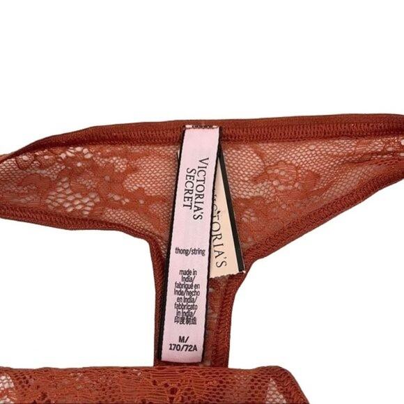 Victoria's Secret Chantilly Lace Thong Panty Medium - Picture 5 of 7